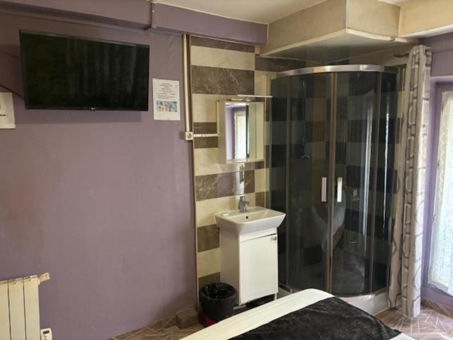 Hotel Du Chateau Париж Экстерьер фото